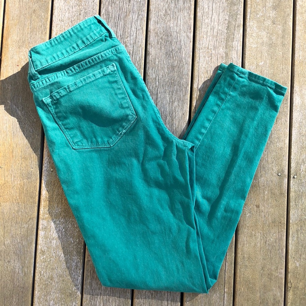 Green skinny jeans